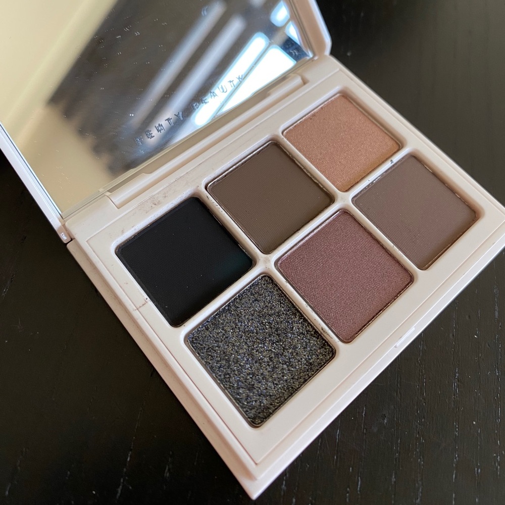 Fenty Beauty Snap Shadow